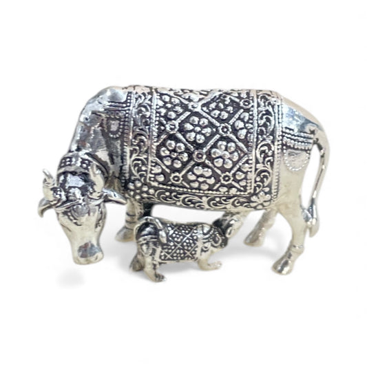 Antique Silver Cow with Calf Idol – Handcrafted 92.5 Sterling Silver Kamdhenu Statue for Pooja & Home Decor