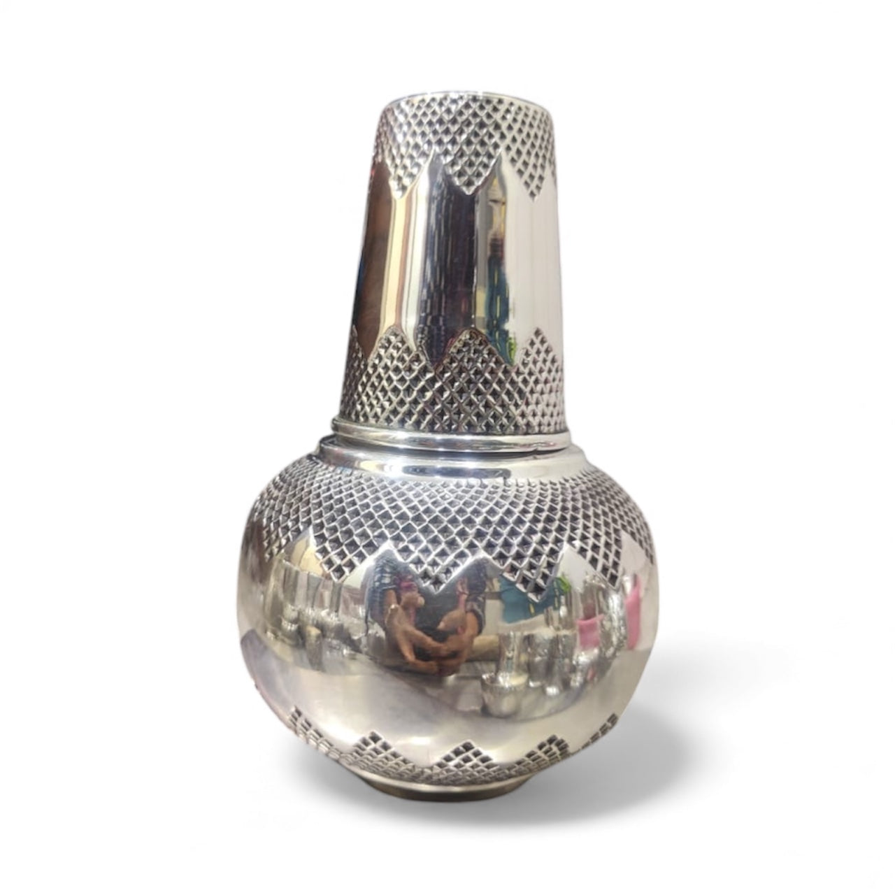 Pure Silver Diamond-Cut Kalash – Handcrafted 92.5 Silver Room Set Pot |Decorative Silverware
